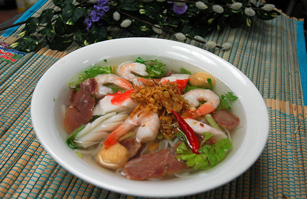 “MyTho” Style Seafood with Rice Noodle & BBQ Pork